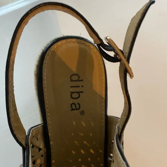 Size 7.5 black Diba Sandals - Picture 4 of 5